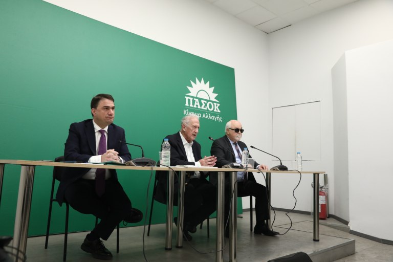 Ανακοινώθηκε η επιτροπή διεύρυνσης του ΠΑΣΟΚ – Όλα τα ονόματα