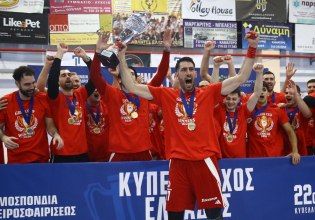 Ολυμπιακός – ΑΕΚ 33-29: «Ερυθρόλευκο» το Κύπελλο στο χάντμπολ (vid)