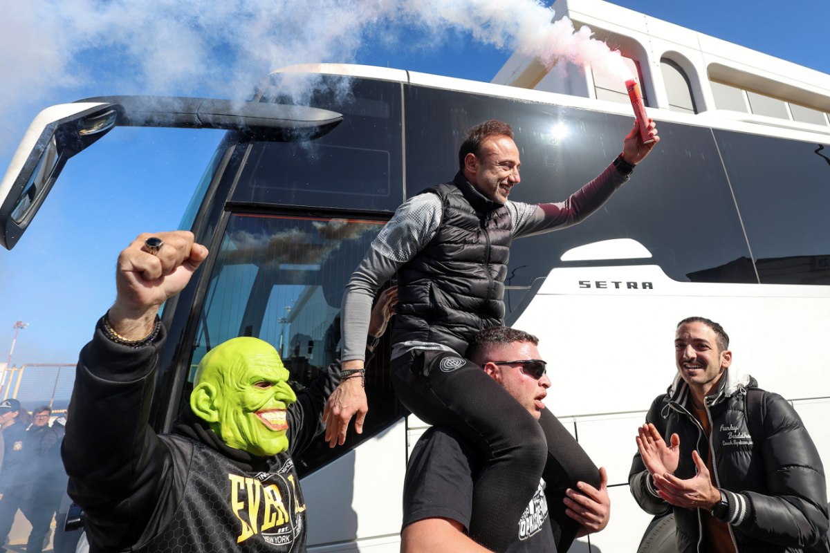 Αποθέωση για τον ΟΦΗ στο Ηράκλειο (pics, vid)