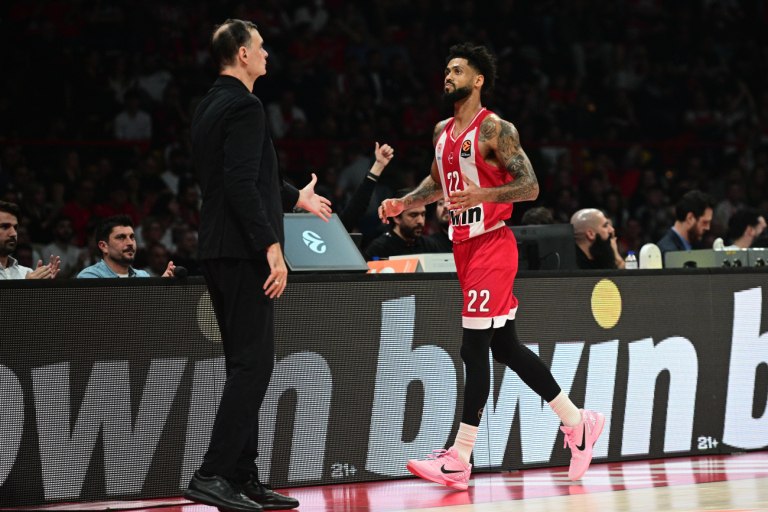 Χωρίς Ντόρσεϊ και με… ενδεκάδα κόντρα στον Ηρακλή ο Ολυμπιακός