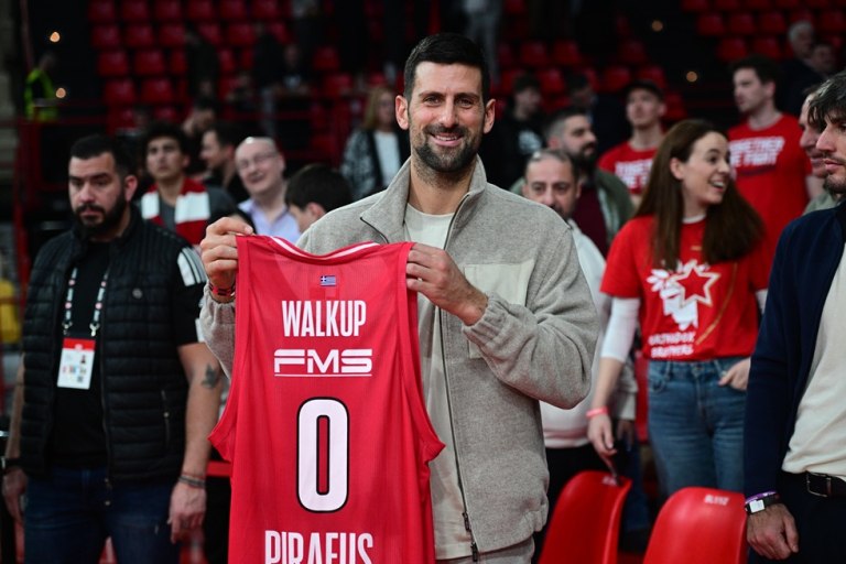 Τζόκοβιτς για την παρουσία του στο ΣΕΦ: «Ξέρω τα συνθήματα, αλλά χρειάζεται να μάθω λίγο καλύτερα ελληνικά»