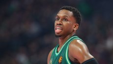 Σορτς: «Να φέρουμε το Κύπελλο στο ΟΑΚΑ» (vid)