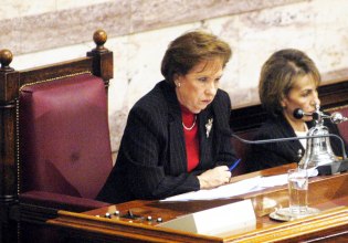 Άννα Ψαρούδα – Μπενάκη: Την Τετάρτη στο Α’ Νεκροταφείο η κηδεία της