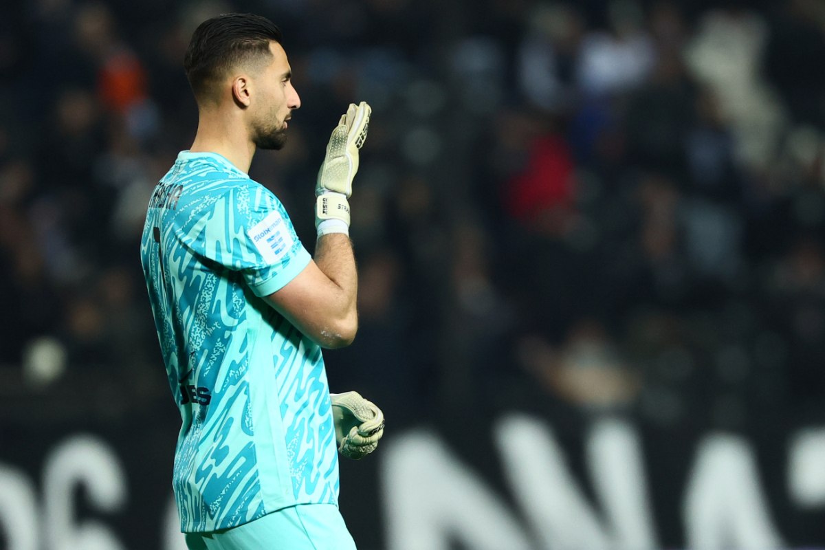 Ο Στρακόσα απέκρουσε πέναλτι του Γιακουμάκη (vid)