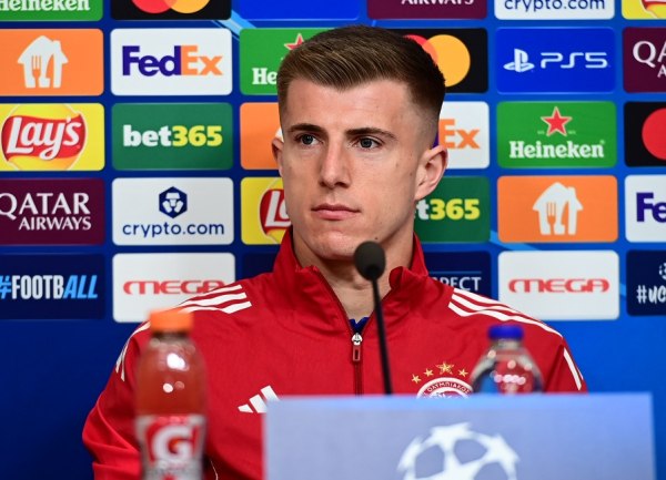 Κοστίνια: «Να παίξουμε καλά και να πάρουμε τη νίκη – Όλοι είμαστε εδώ για να βοηθήσουμε τον Ολυμπιακό»