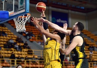 LIVE: Μαρούσι – Άρης