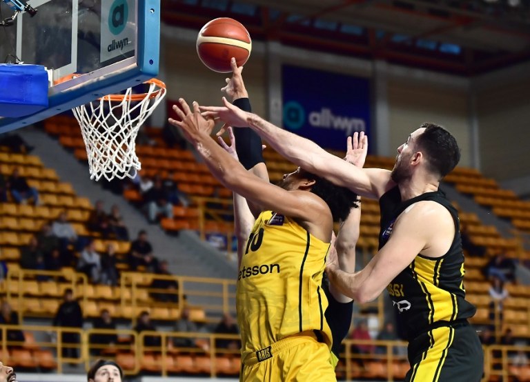 LIVE: Μαρούσι – Άρης