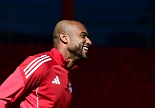 Ολυμπιακός: Η τελευταία προπόνηση ενόψει Λεβερκούζεν και το νέο λουκ του Ελ Κααμπί (vids)