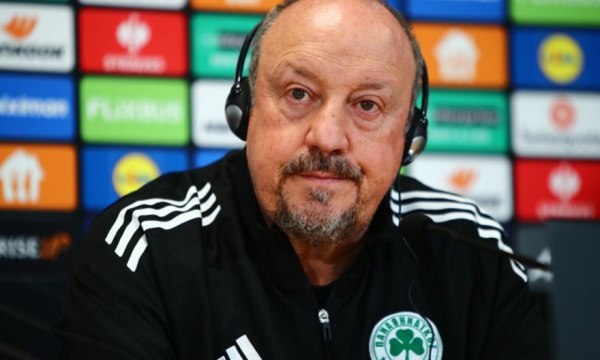 Μπενίτεθ: «Ξέρω ότι όλοι περιμένουν πιο πολλά από εμάς – Οι παίκτες δεν θα παίξουν καλύτερα υπό πίεση»