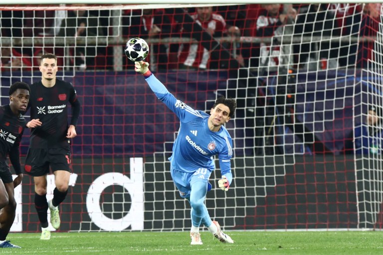 Εξαιρετική απόκρουση του Τζολάκη (vid)