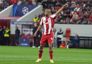 Ακυρώθηκε γκολ του Ελ Κααμπί, για οφσάιντ του Ταρέμι, μετά από εξέταση της φάσης από το VAR (vid)