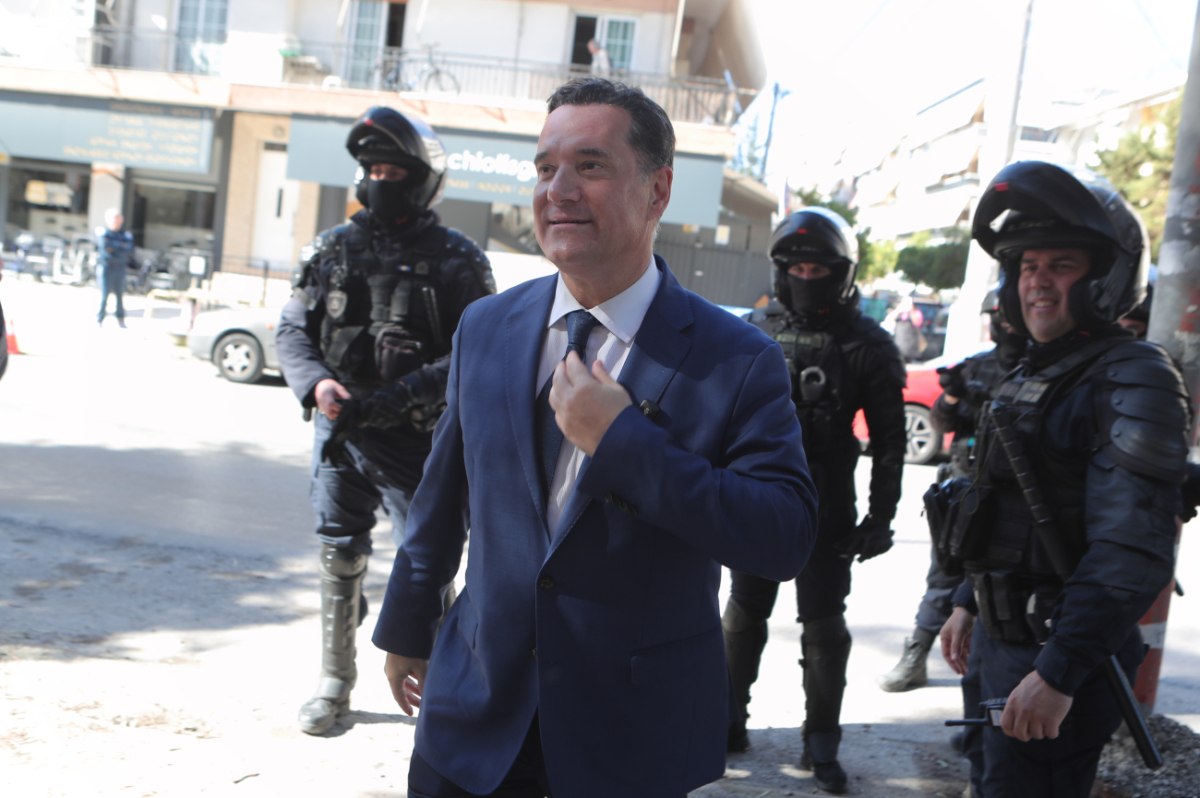 «Θλιβερός πρωταγωνιστής ο Άδωνις Γεωργιάδης σκηνικών αστυνομικής βίας εναντίον γιατρών», τονίζει ο ΣΥΡΙΖΑ