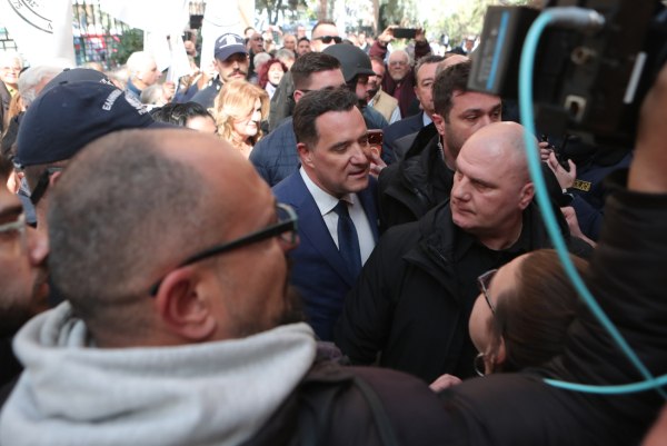 Τσουκαλάς: Πιο νωρίς θα δούμε την ταινία του Μπραντ Πιτ από την Ύδρα παρά το βίντεο του Άδωνι Γεωργιάδη