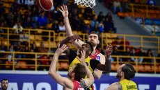 Πρόβλημα με Μιλουτίνοφ στον Ολυμπιακό ενόψει τελικού