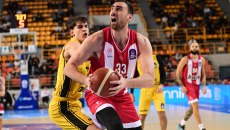 Ολυμπιακός: Κάταγμα ο Μιλουτίνοφ – Χάνει τον τελικό