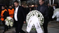 Συγκίνηση στην Τούμπα: Στεφάνια για τους αδικοχαμένους οπαδούς από ΠΑΟΚ, Θέλτα και UEFA (pics)