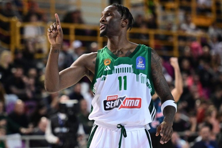 Το βίντεο του Χέιζ-Ντέιβις από τη vintage κάμερα στον τελικό με τον Ολυμπιακό (vid)