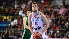 Αυτός είναι ο τραυματισμός που έχει ο Βεζένκοφ στη μέση