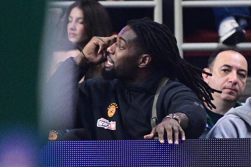 Παναθηναϊκός «Ο Λεσόρ άκουσε ήχους μαϊμούδων από οπαδό του Ολυμπιακού»