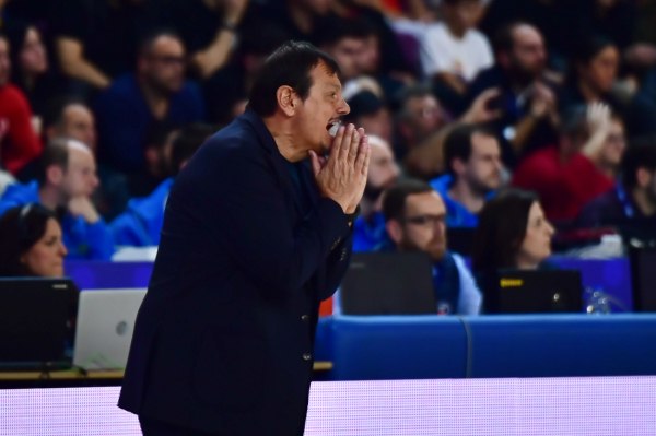 Περήφανος για τους παίκτες του δήλωσε ο Αταμάν (vid)