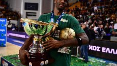 Χέιζ-Ντέιβις: «Η πρώτη μου φορά σε ελληνικό ντέρμπι, ήταν συναρπαστικό» (vid)