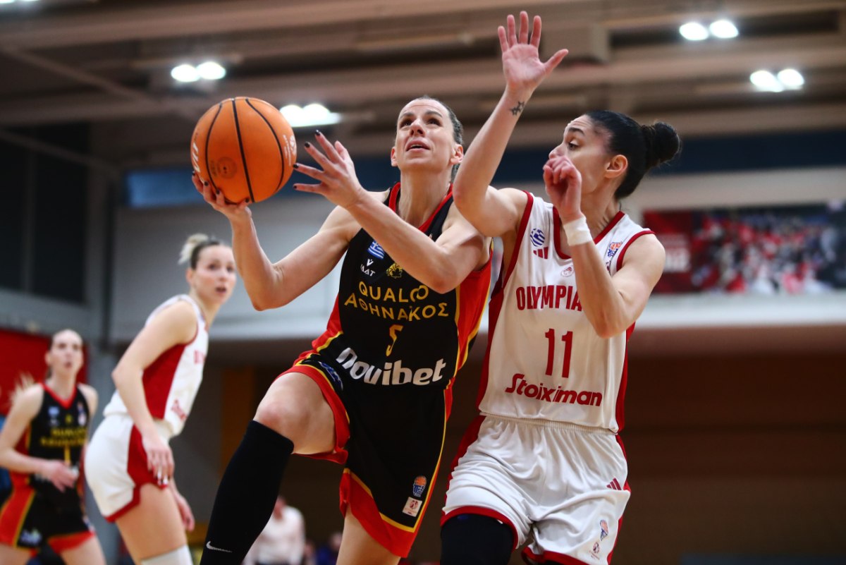 Ολυμπιακός – Αθηναϊκός 75-85: Πήραν το ντέρμπι οι φιλοξενούμενες