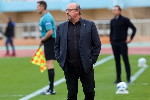 Μπενίτεθ: «Υποφέραμε στο δεύτερο ημίχρονο, αλλά αντέξαμε και πήραμε τη νίκη»