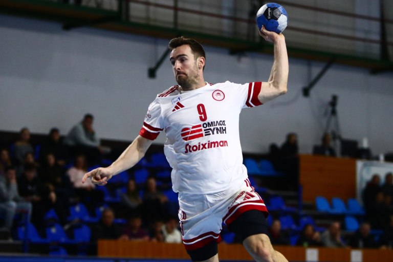 Αθηναϊκός – Ολυμπιακός 36-47: Εύκολη νίκη για τους «ερυθρόλευκους»