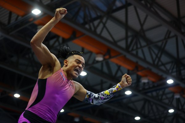 Έτοιμος για ψηλότερες πτήσεις ο Καραλής: «Κάποια στιγμή ίσως δείτε κάτι μεγαλύτερο, στο μυαλό μου το παγκόσμιο ρεκόρ» (vid)