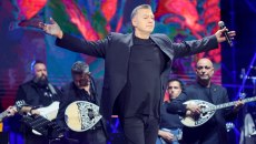 Νίκος Μακρόπουλος: Κλείνει ο «Βοτανικός» που εμφανίζεται λόγω έκτακτου προβλήματος υγείας του