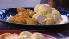 Συνταγή: Μοσχαρίσια κεφτεδάκια με σάλτσα σόγιας, μουστάρδας και ζωμού λαχανικών