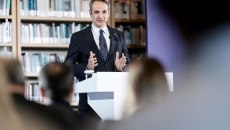 Δεν βλέπουν να βγαίνει στην κυβέρνηση η επιχείρηση αλλαγής ατζέντας «γαλάζιες» φωνές