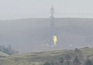 Συνετρίβη ελαφρύ αεροσκάφος στο Μάντσεστερ – Πληροφορίες για δύο επιβαίνοντες