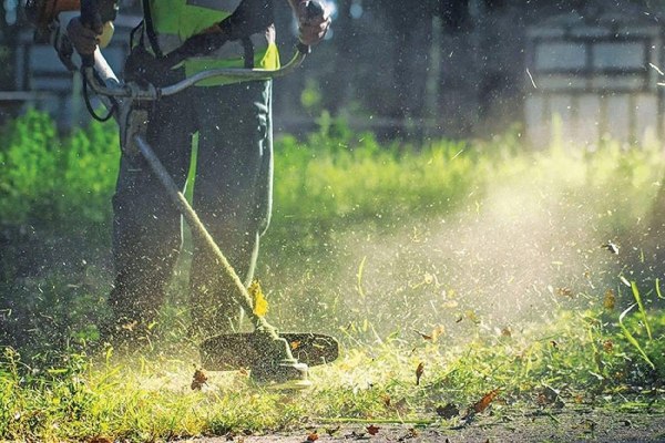 Ακαθάριστα οικόπεδα: Ανατροπές σε προθεσμίες, δηλώσεις, πρόστιμα