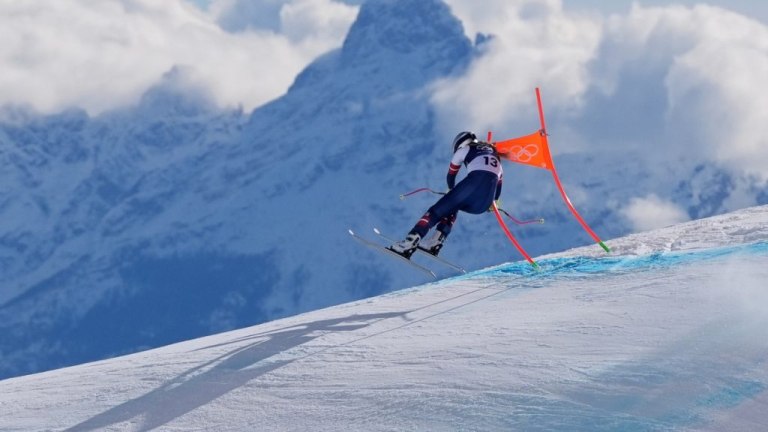 Χειμερινοί Ολυμπιακοί Αγώνες: «Πάγωσε» το κοινό με τη σοβαρή πτώση της Λίντσεϊ Βον – Ούρλιαζε από τον πόνο (vid)