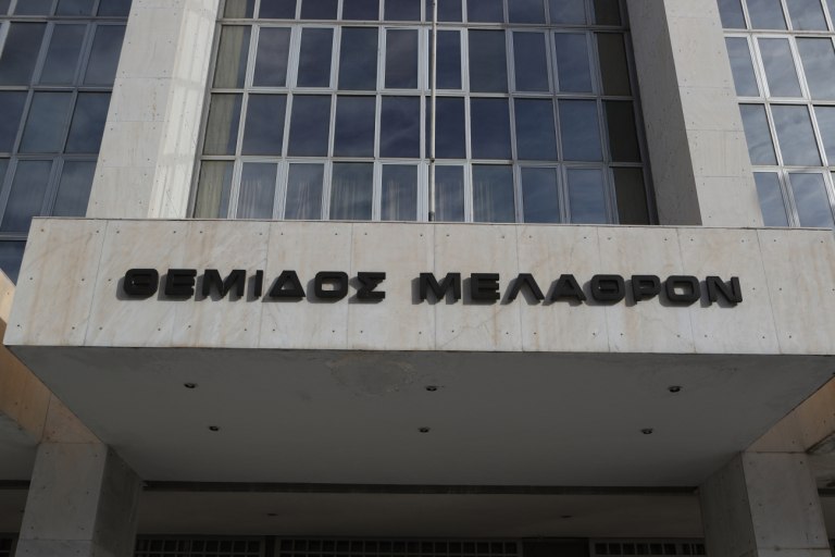 Τσουκαλάς για «κόκκινα δάνεια»: Η κυβέρνηση δεν μπορεί να κάνει τον Πόντιο Πιλάτο