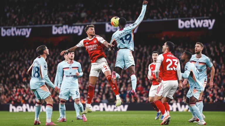 LIVE: Μπρέντφορντ – Άρσεναλ