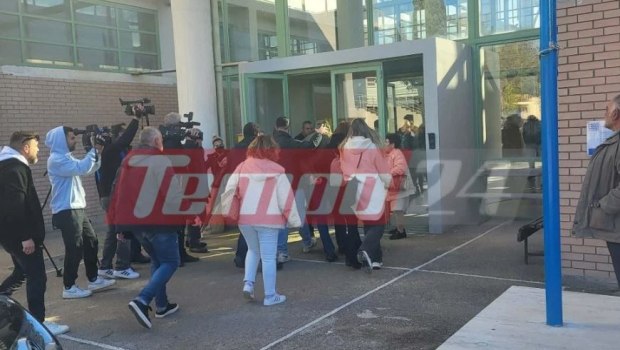 Αίγιο: Προθεσμία για να απολογηθεί έλαβε ο 46χρονος που πυροβόλησε 4 ανήλικους – Ένταση στα δικαστήρια