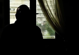 Σαλαμίνα: «Τον είδαν να φοράει την ακριβή καδένα της» – Μαρτυρία για τη δολοφονία της Φαιναρέτης Μπαξεβάνη