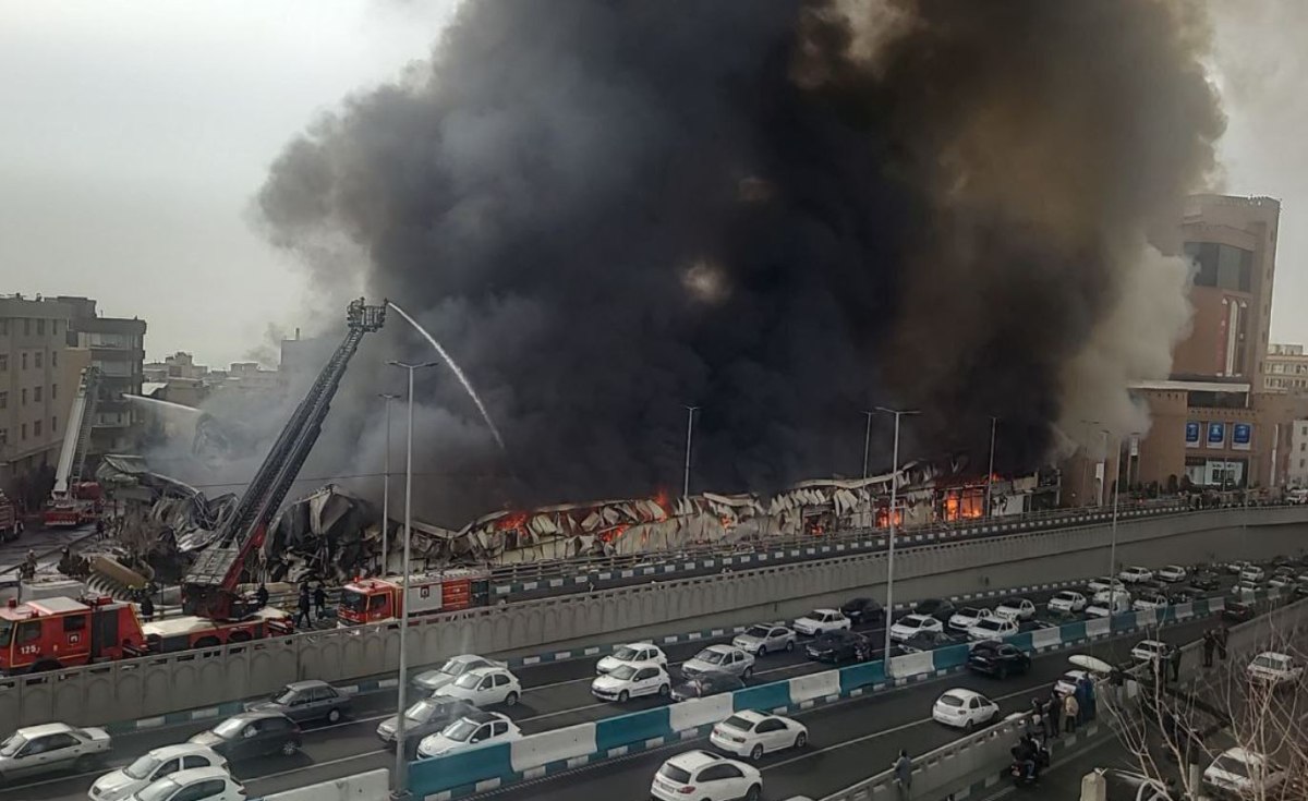 Ιράν: Μεγάλη πυρκαγιά σε αγορά της Τεχεράνης [Φωτογραφίες, βίντεο]