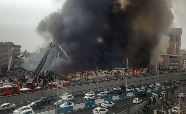 Ιράν: Μεγάλη πυρκαγιά σε αγορά της Τεχεράνης [Φωτογραφίες, βίντεο]