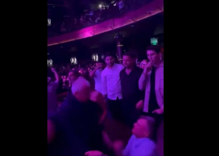 Κοινή έξοδος για Γιασικεβίτσιους και Ομπράντοβιτς στα μπουζούκια (vid)