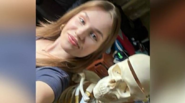 Στου Ζωγράφου κάποιον βρήκε & έδωσε χρήματα και κινητό στη Λόρα είπε ο δικηγόρος της οικογένειας της