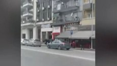 Θεσσαλονίκη: Βίντεο σοκ – Άγριος ξυλοδαρμός 62χρονου από πατέρα ανηλίκου που είχε παρασύρει με το αυτοκίνητό του