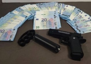 Θεσσαλονίκη: Κατασχέθηκαν 723 πλαστά 20ευρα και όπλα – Συνελήφθη 21χρονος