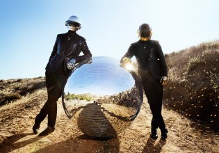 Επέτειος «χωρισμού»: Οι Daft Punk γιορτάζουν τα 5 χρόνια από τη διάλυσή τους με ένα νέο video clip