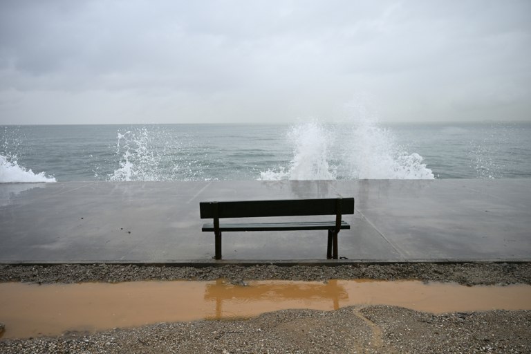 Κακοκαιρία: Σε εξέλιξη τα έντονα καιρικά φαινόμενα – Ήχησε 112 στην Περιφέρεια Βορείου Αιγαίου