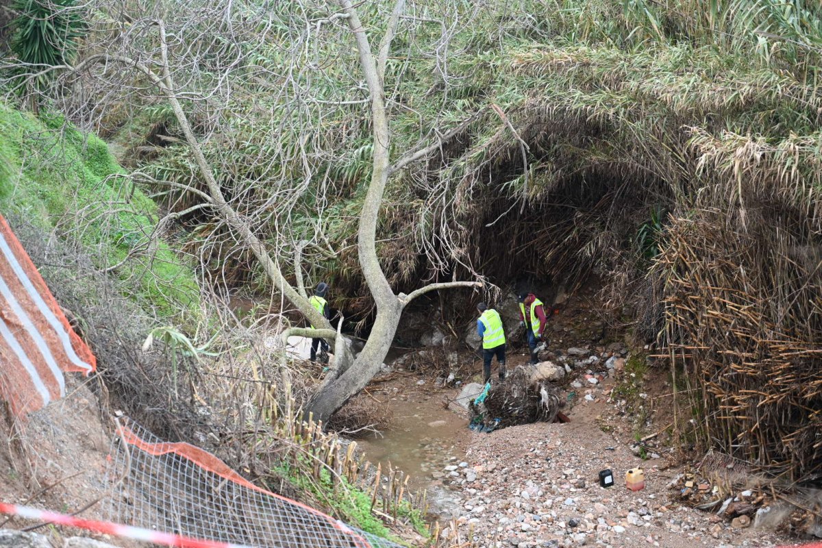 Σε εξέλιξη έργα διευθέτησης του ρέματος Πικροδάφνης