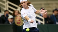 Τσιτσιπάς: «Απογοητευμένος με το σερβίς μου, θετικό είναι πως δεν νιώθω καθόλου πόνο»