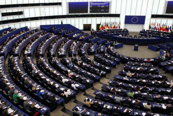 Τι αποφάσισε το Ευρωπαϊκό Κοινοβούλιο για το άσυλο – Τι αλλάζει για ασφαλείς τρίτες χώρες και χώρες καταγωγής